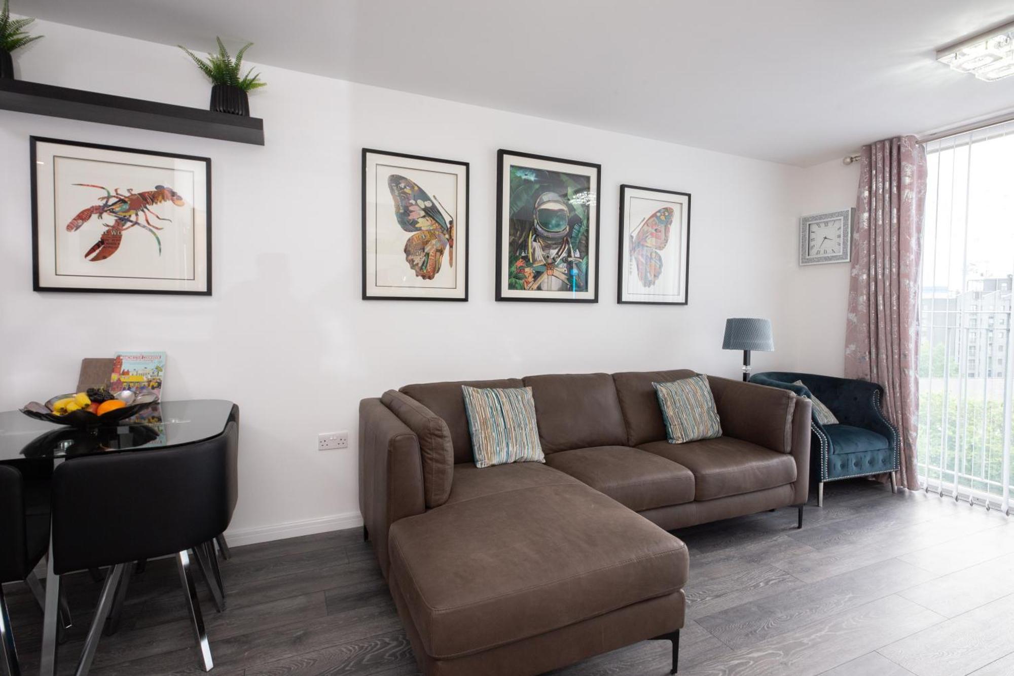The East Retreat Apartment Manchester Exterior photo